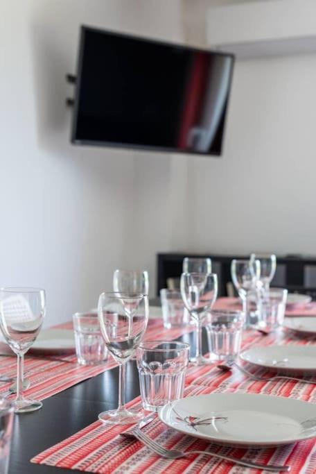 La Residence Les Grands Vignobles Либорн Екстериор снимка
