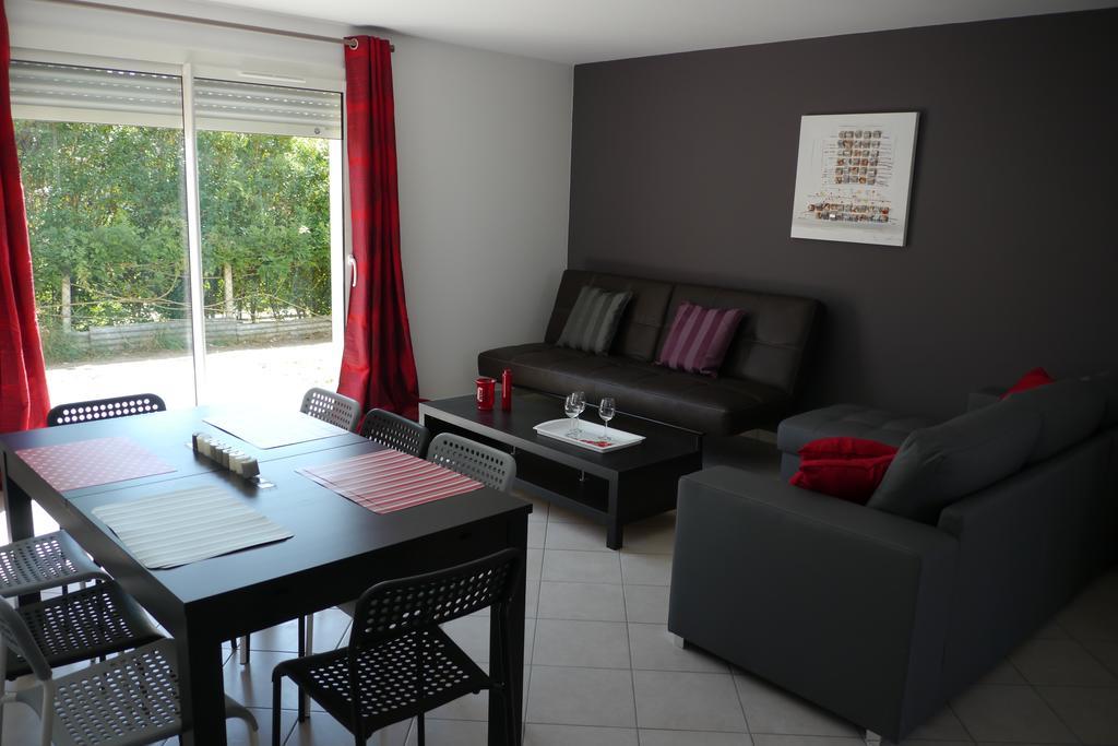 La Residence Les Grands Vignobles Либорн Екстериор снимка
